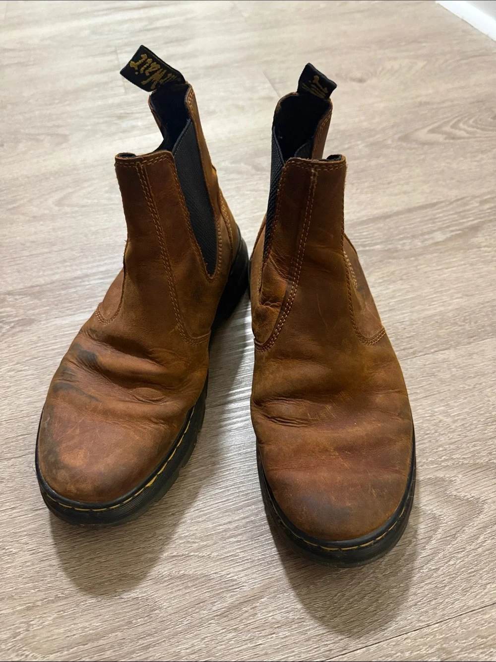 Dr. Martens Men's Brown Leather Chelsea Chukka Boots